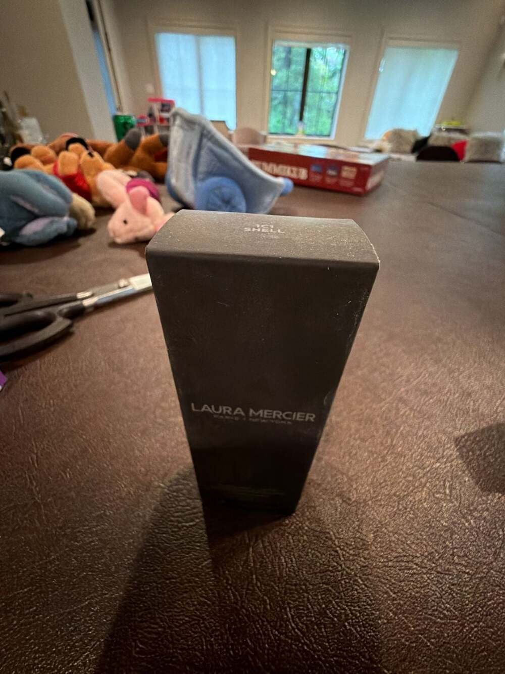 Laura Mercier Flawless Lumiere Radiance-Perfecting Foundation 1C1 Shell 30ml